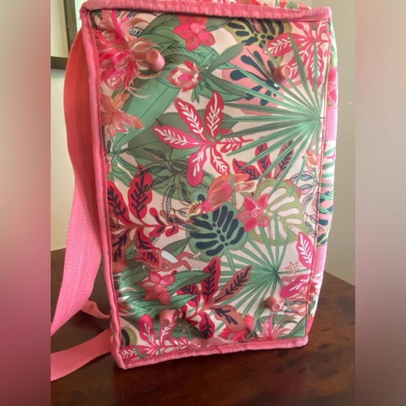 Vera Bradley Pink Floral Insulated Cooler Bag - Picture 2 of 3